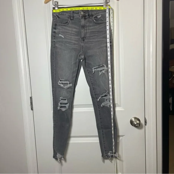 American Eagle Outfitters Grey Distressed High-Rise Skinny Jeans - Women - Picture 10 of 16